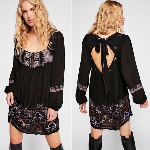 Free People Dresses & Skirts - ❤️Free People Embroidered Tunic Dress❤️
